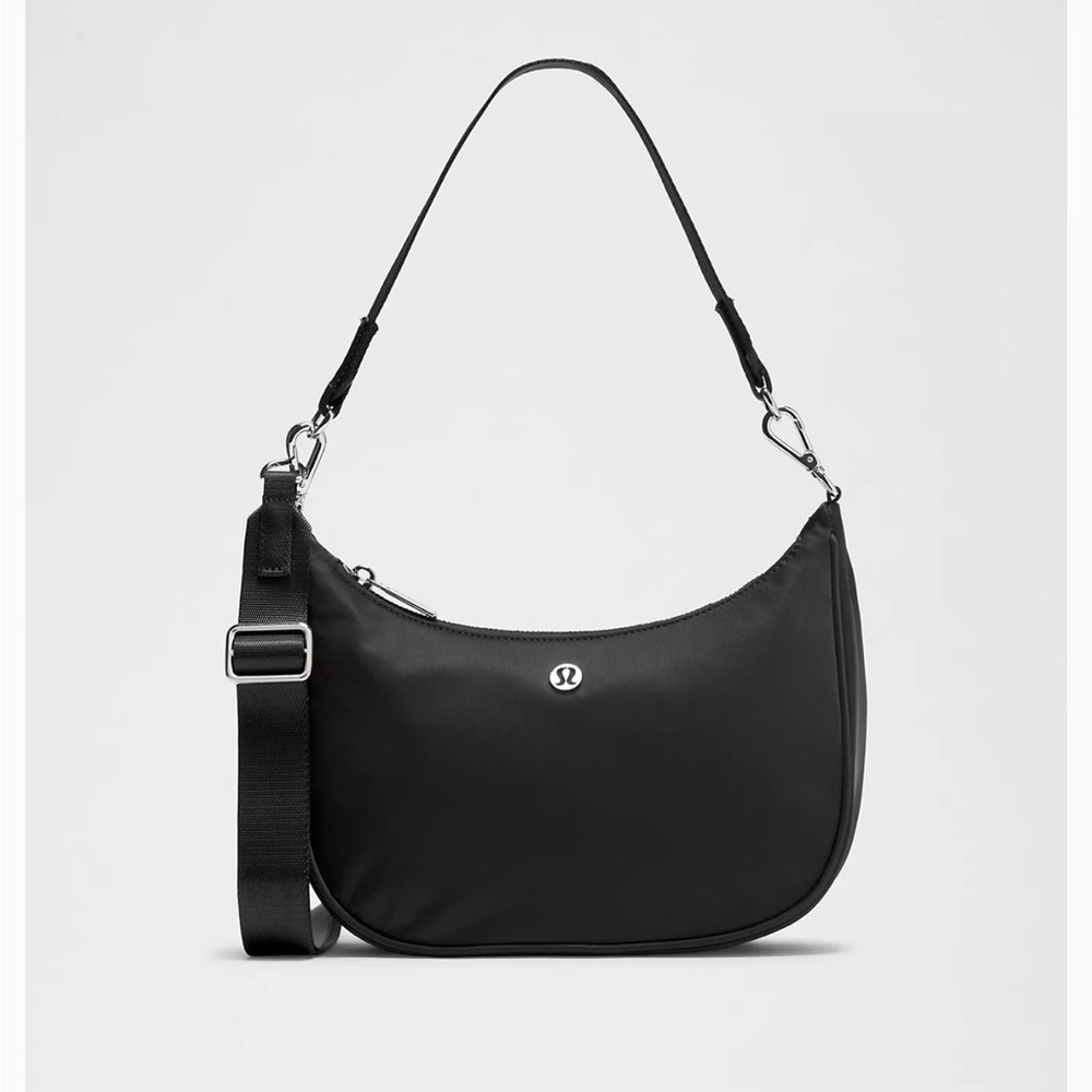 City Essentials Small Shoulder Bag 3L Black